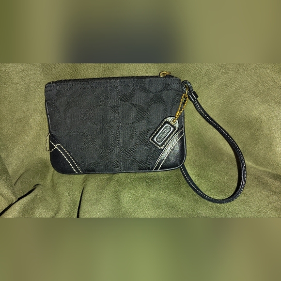 Coach Black Wristlet - Picture 6 of 6